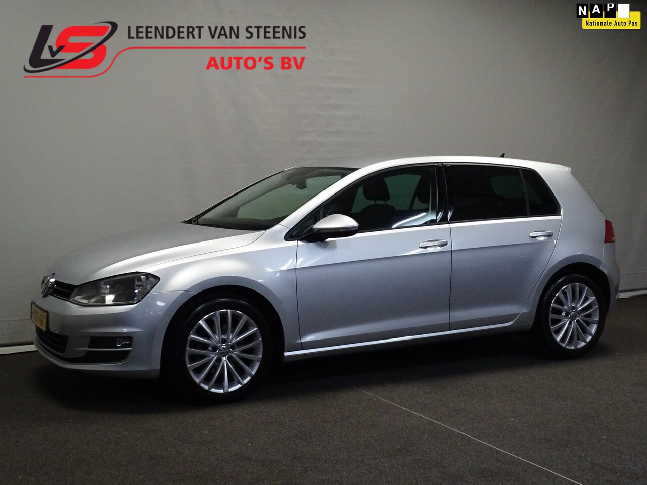 Volkswagen Golf - 1.2 TSI Highline 1.2 TSI Highline - AutoWereld.nl