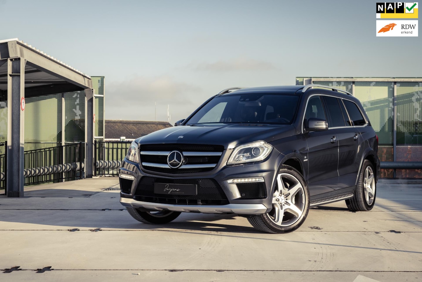 Mercedes-Benz GL-klasse - 63 AMG V8 BiTurbo (558PK) Nachtzicht Designo Massage - AutoWereld.nl