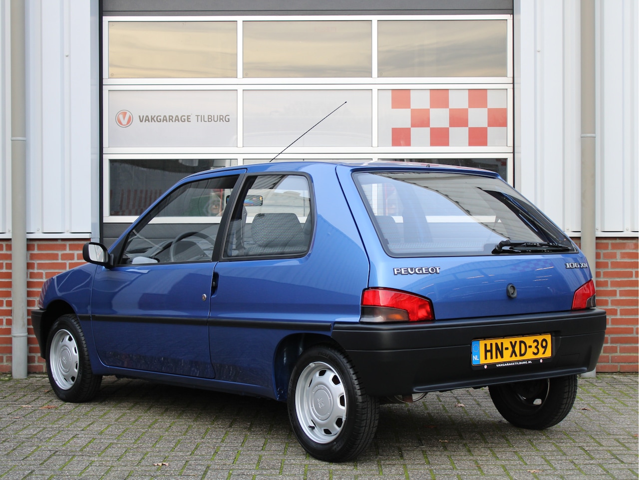 peugeot-106-1-1-xn-ace-youngtimer-schuif-kanteldak-nieuwe-d-riem-nap-1e-eig.jpg