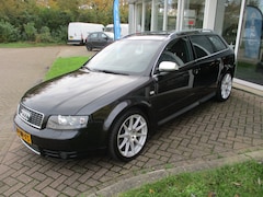 Audi A4 Avant - 4.2 V8 quattro S4 Pro Line