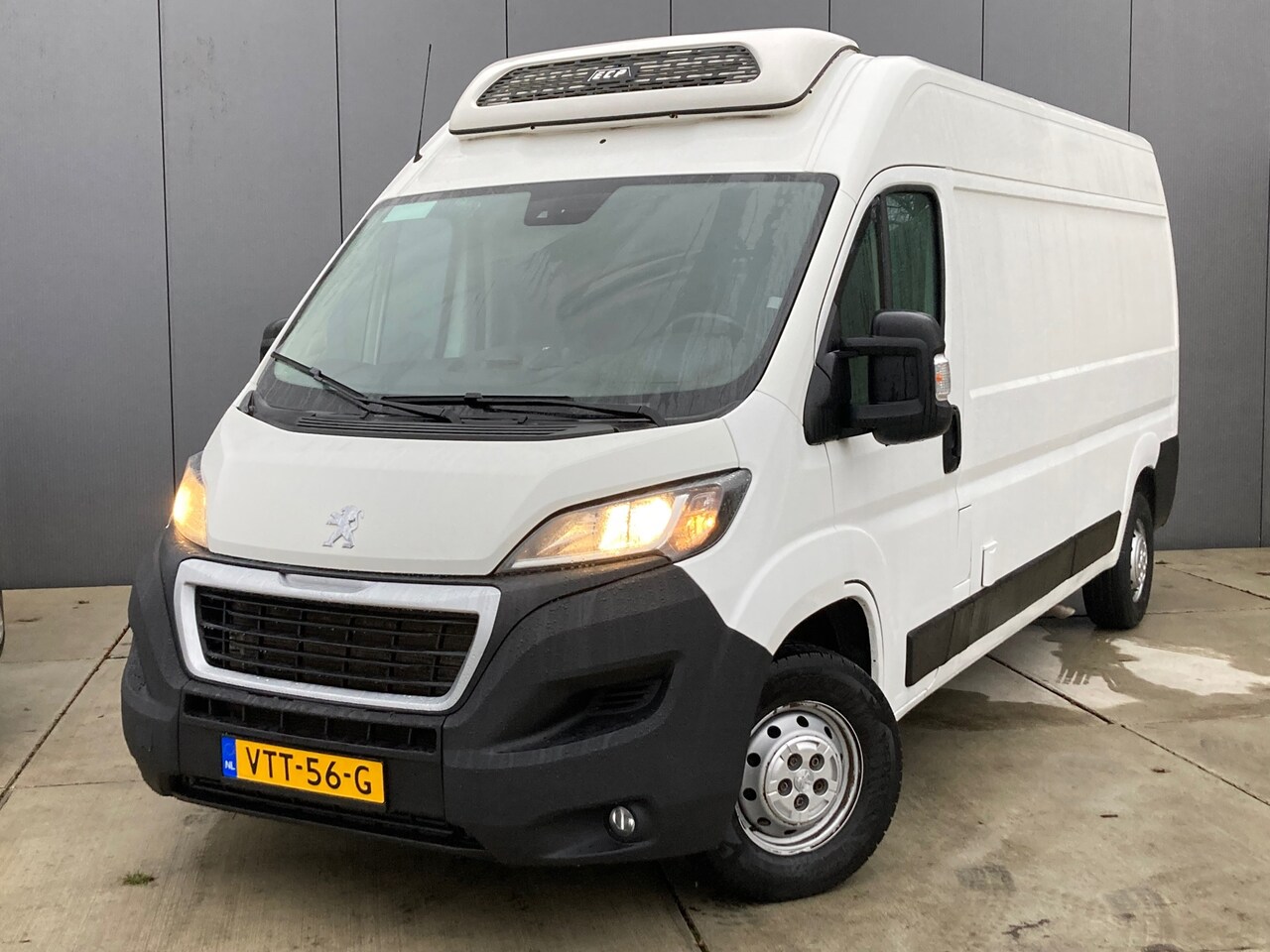 Peugeot Boxer - Koelwagen 335 2.0 BlueHDI L3H2 Premium - AutoWereld.nl