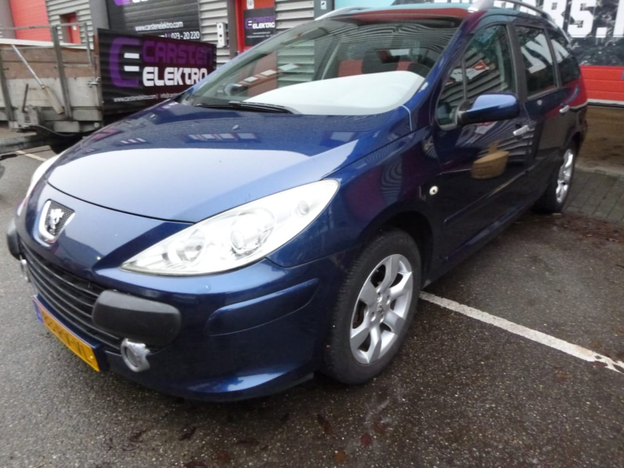 Peugeot 307 SW - 2.0-16V Pack 2.0-16V Pack,clima,cruise,trekhaak - AutoWereld.nl