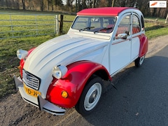 Citroën 2 CV - 2CV6 Special Dolly compleet gerestaureerd