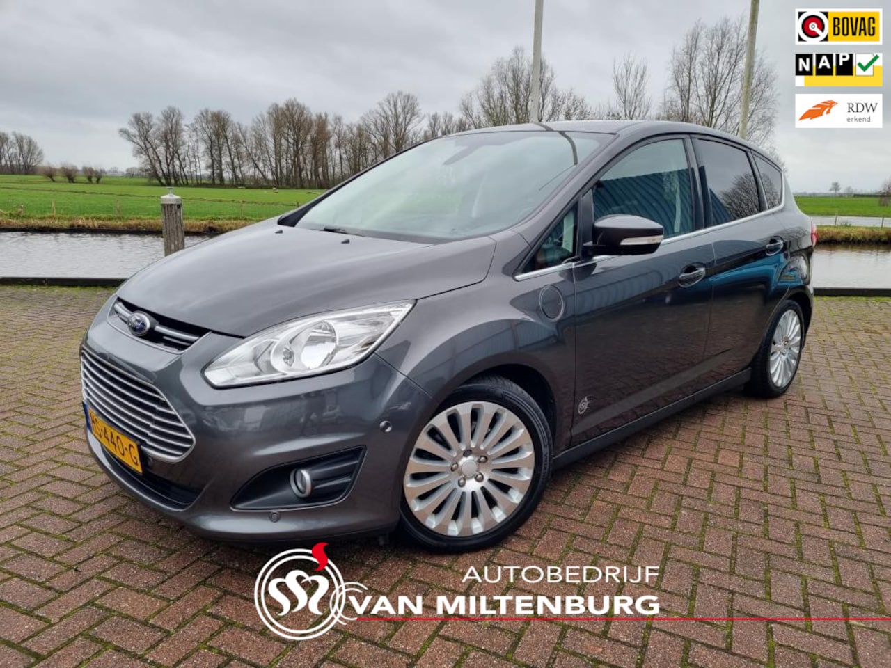 Ford C-Max - 2.0 Plug-in Hybrid Titanium Plus Panorama Leder Camera - AutoWereld.nl