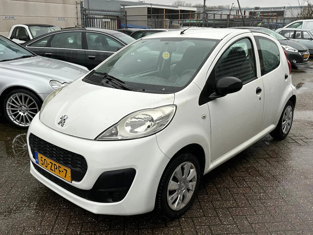 Peugeot 107 - 1.0 Access Accent 1.0 Access Accent - AutoWereld.nl