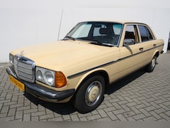 Mercedes-Benz 200-serie - 200 D