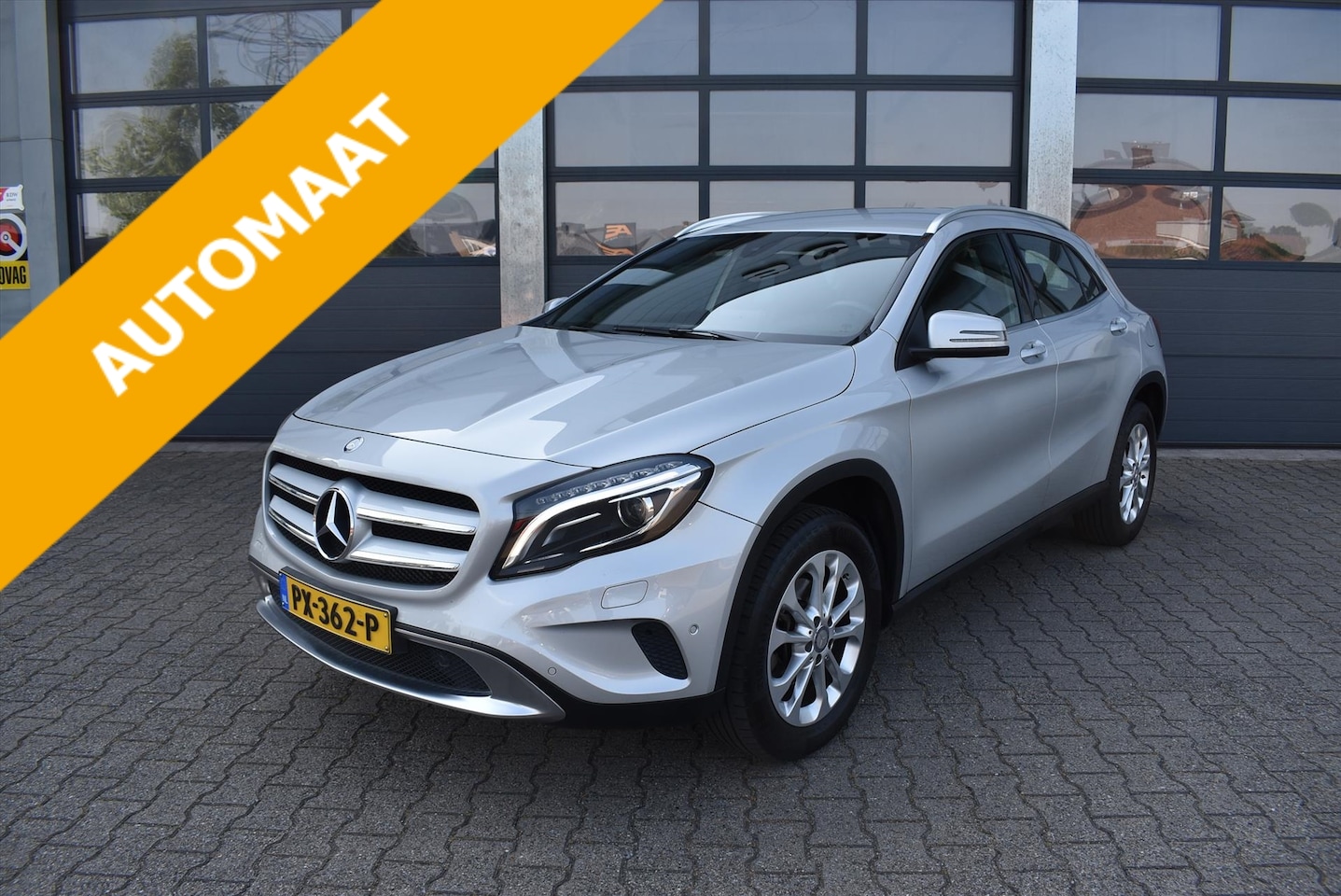 Mercedes-Benz GLA-Klasse - 180 122pk Automaat Ambition - AutoWereld.nl