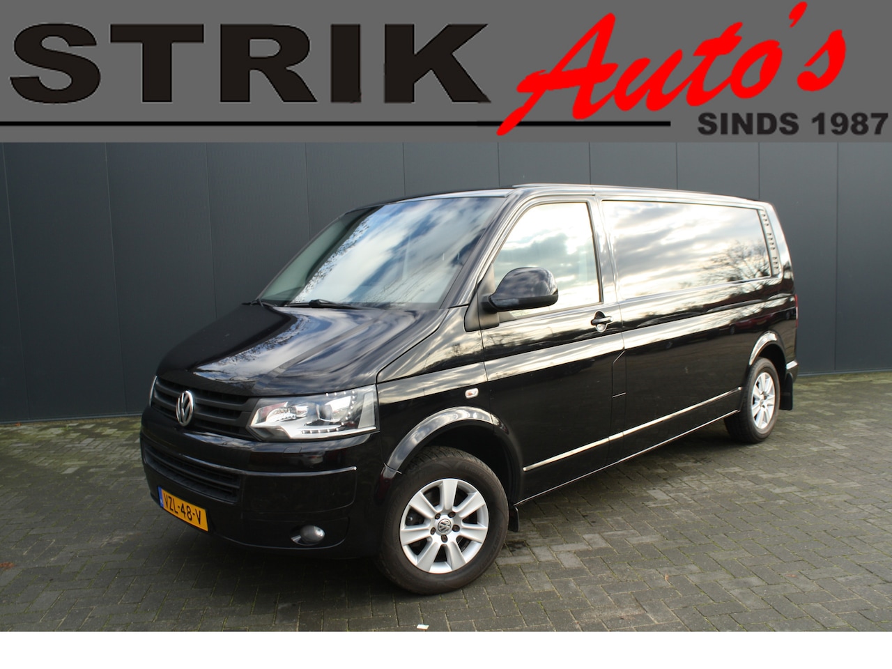 Volkswagen Transporter - 2.0 TDI L2H1 AIRCO - NAVIGATIE - AUTOMAAT - XENON - PARKEERSENSOREN - AutoWereld.nl