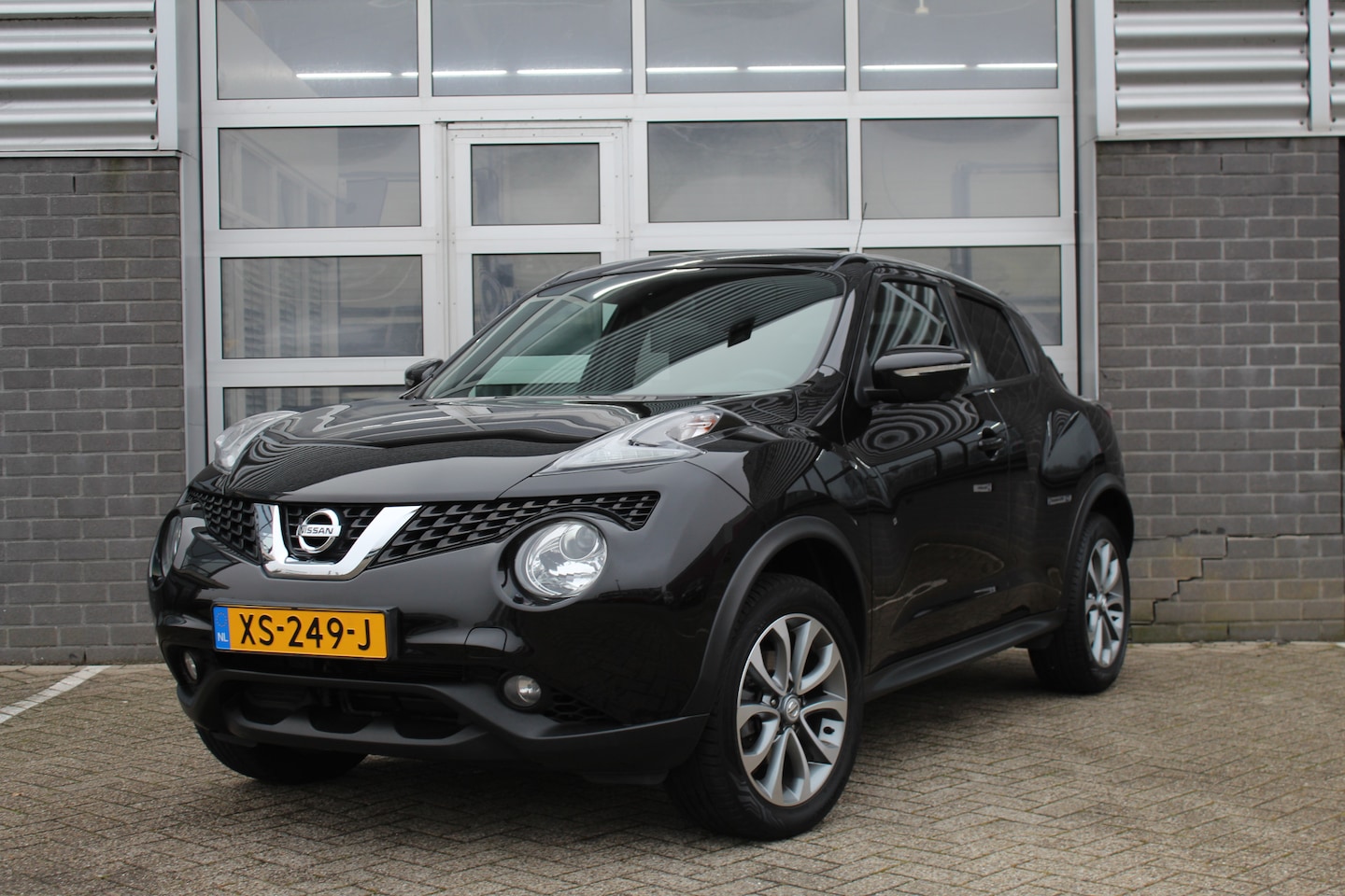 Nissan Juke - 1.6 Tekna / Keyless / 360° Camera / Trekhaak - AutoWereld.nl