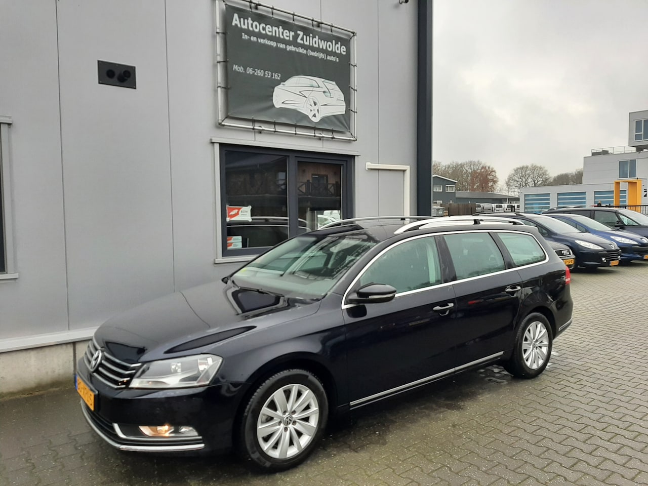 Volkswagen Passat Variant - 1.6 TDI Comfort Executive Line BlueMotion navi clima cruise lmv nette - AutoWereld.nl