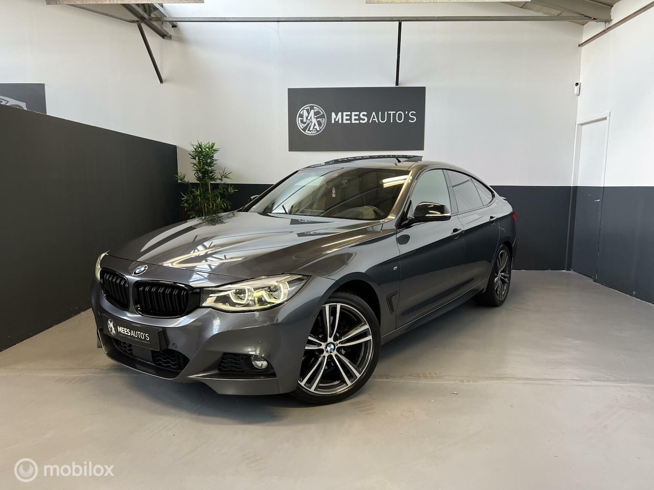 BMW 3-serie Gran Turismo - 325d High Executive| M sport|Pano| - AutoWereld.nl