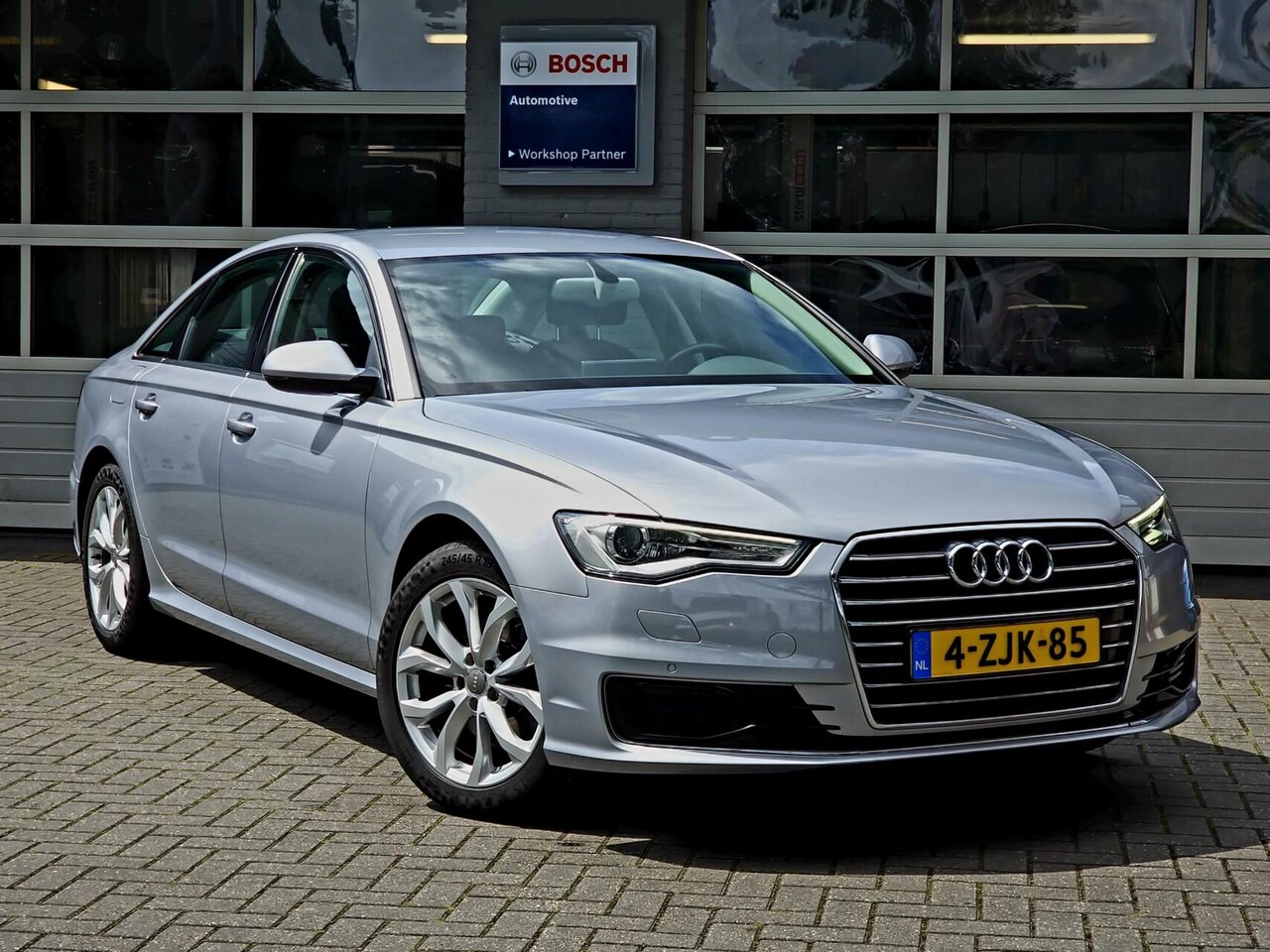 Audi A6 Limousine - 1.8 TFSI ultra Business Edition|2015|Cruise|Navi|Trekhaak|Clima|18-inch|NL auto|191PK - AutoWereld.nl