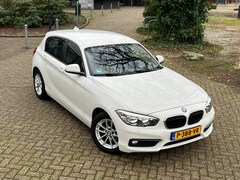 BMW 1-serie - 116i 1.5i 109pk 5DRS  'Advantage' - Navigatie - Stoelverwarming - Cruise Control - Parksensor