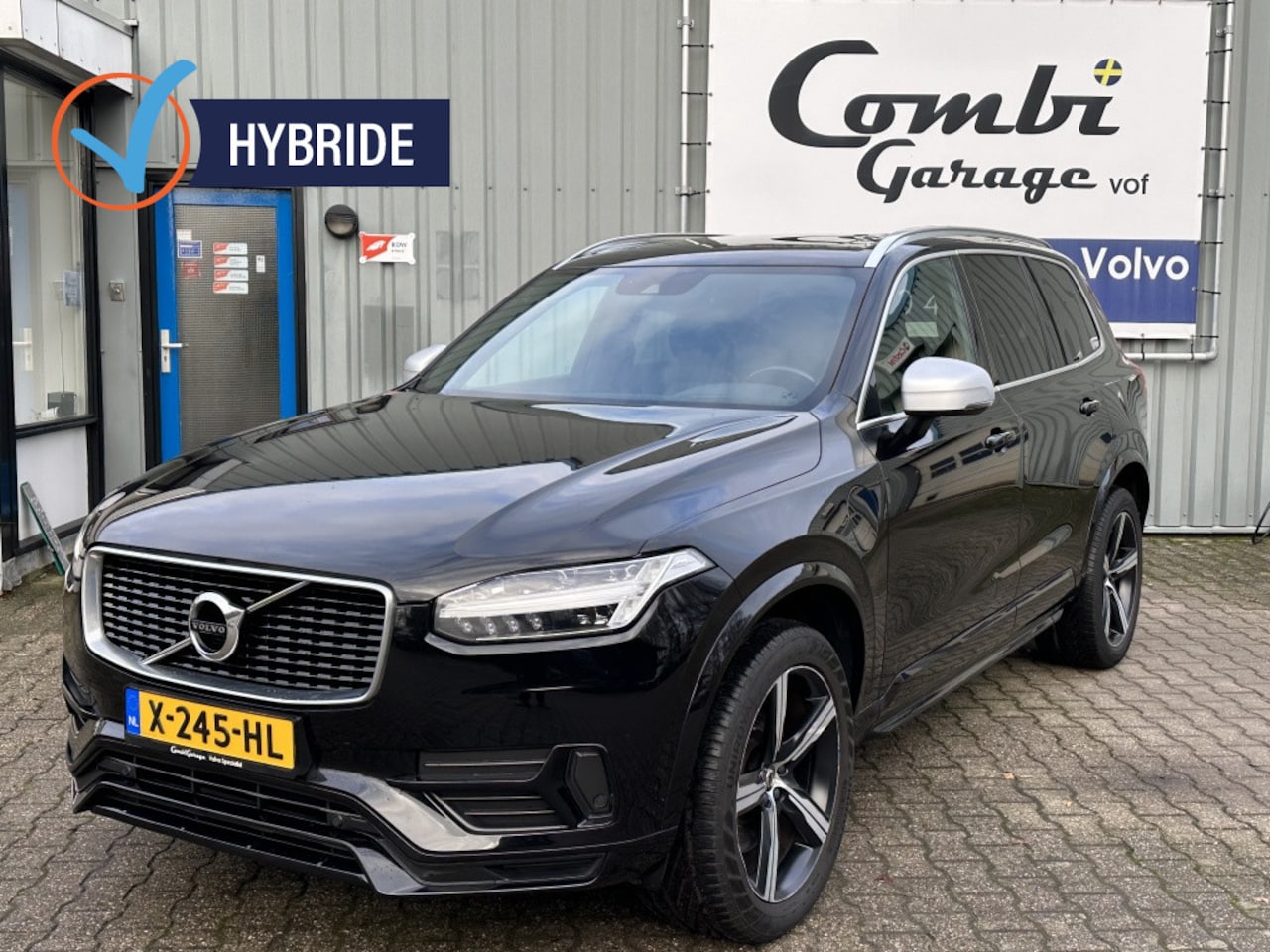 Volvo XC90 - 2.0T8 AWD R-Design. 50%korting op de WGB. - AutoWereld.nl