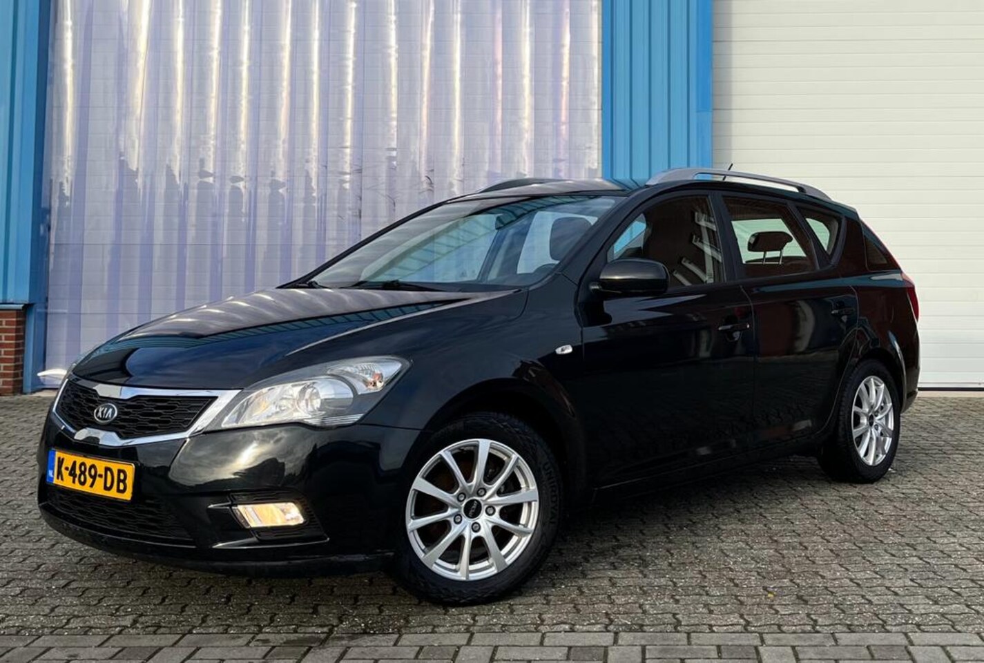 Kia Cee'd - 1.4 CVVT 90pk X-tra Navi/Camera/Pdc - AutoWereld.nl