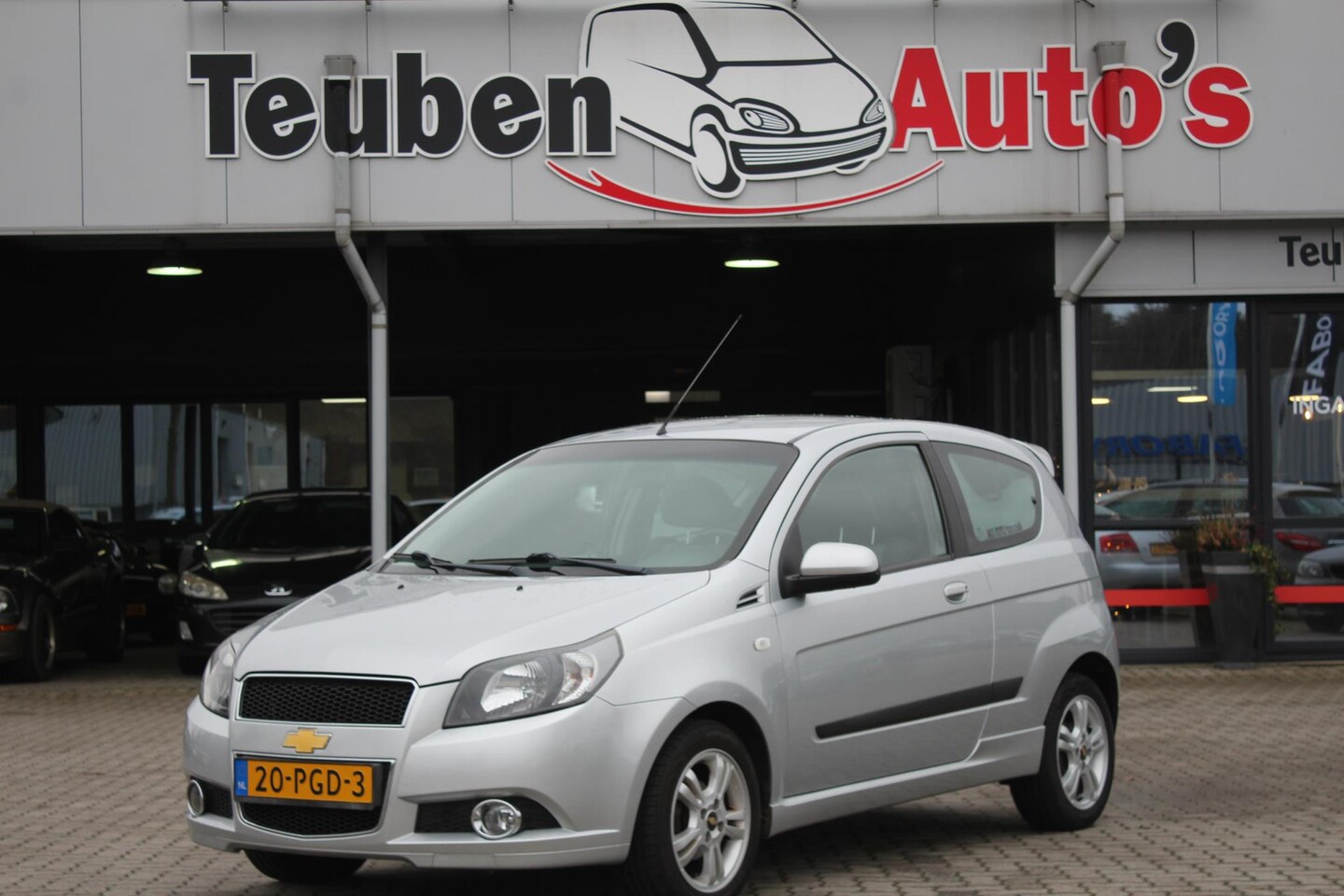 Chevrolet Aveo - 1.2 16V LS+ Airco, Radio cd speler, Elektrische ramen - AutoWereld.nl