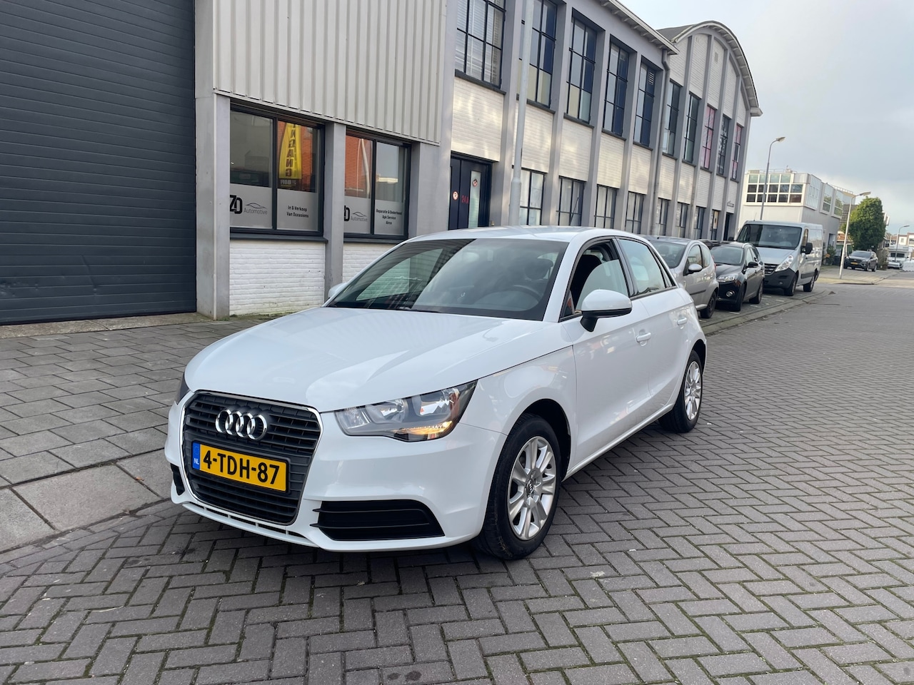 Audi A1 Sportback - 1.2 TFSI Attraction Pro Line Business 1.2 TFSI Attraction Pro Line Business - AutoWereld.nl