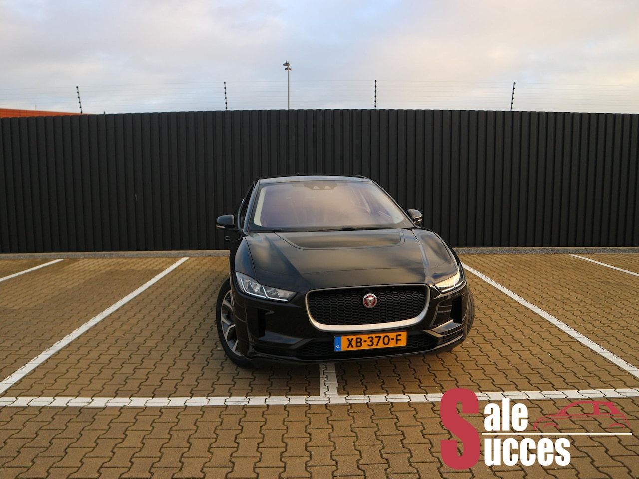 Jaguar I-PACE - EV400 S 90 kWh Santorini Black | BTW Auto - AutoWereld.nl