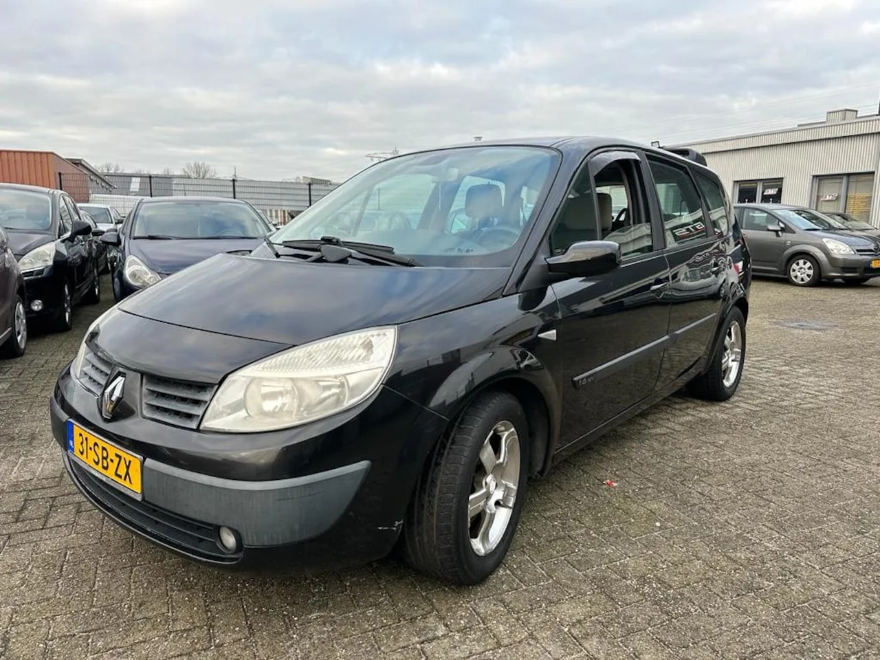 Renault Grand Scénic - 1.6-16V Dynamique Comfort 1.6-16V Dynamique Comfort - AutoWereld.nl