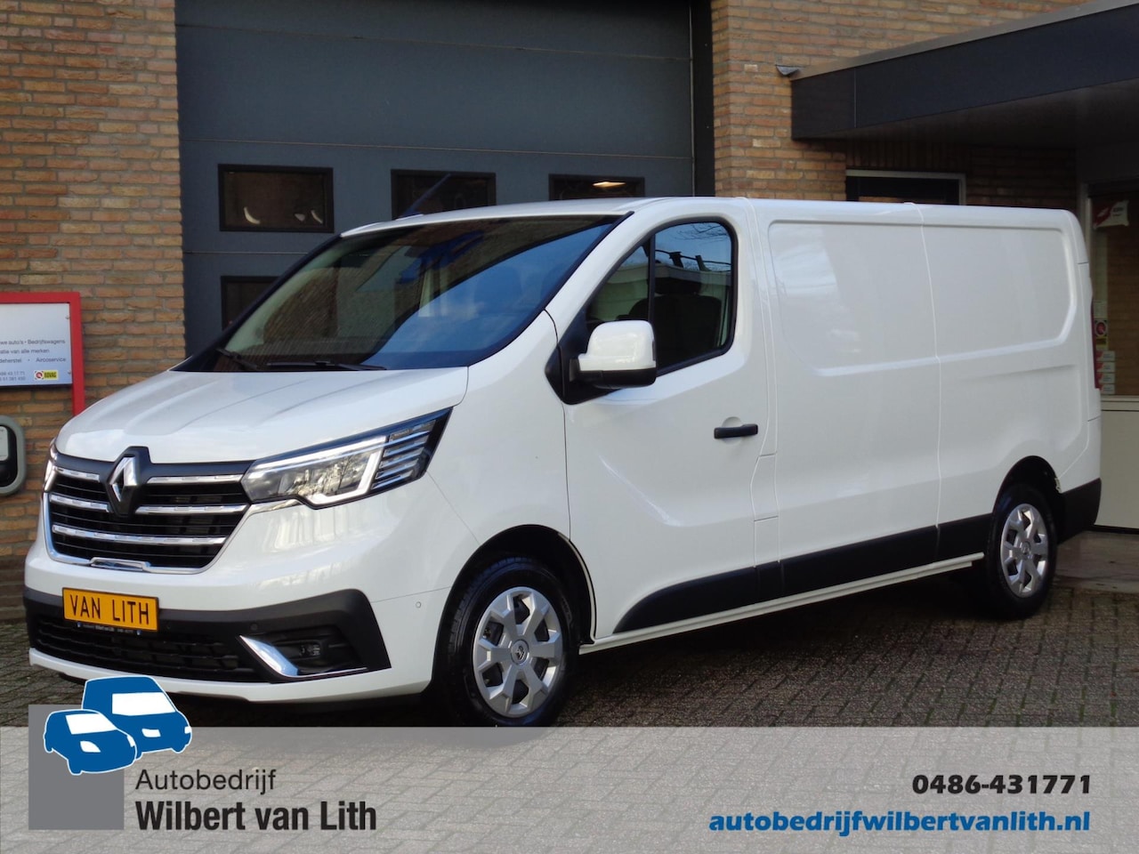 Renault Trafic - 2.0 dCi 130 T30 L2H1 Work Edition | Navi | Camera | Cruise | Carplay/Android - AutoWereld.nl