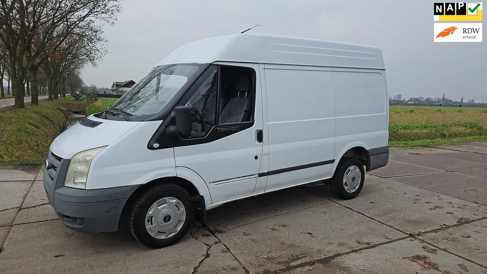 Ford Transit - 260S 2.2 TDCI SHD/ 164.000 kn NAP/ YOUNG TIMER - AutoWereld.nl