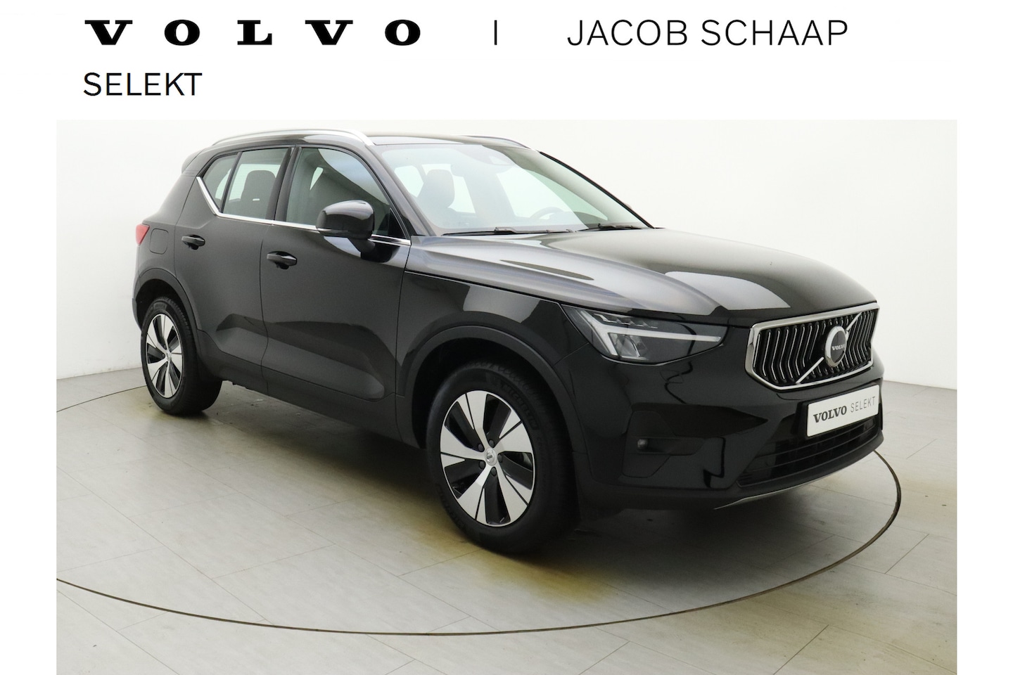 Volvo XC40 - 1.5 T5 Recharge Plus Bright / Elektr. Stoelen / Stoel & stuurw. Verw. / Blis / Leder / PDC - AutoWereld.nl