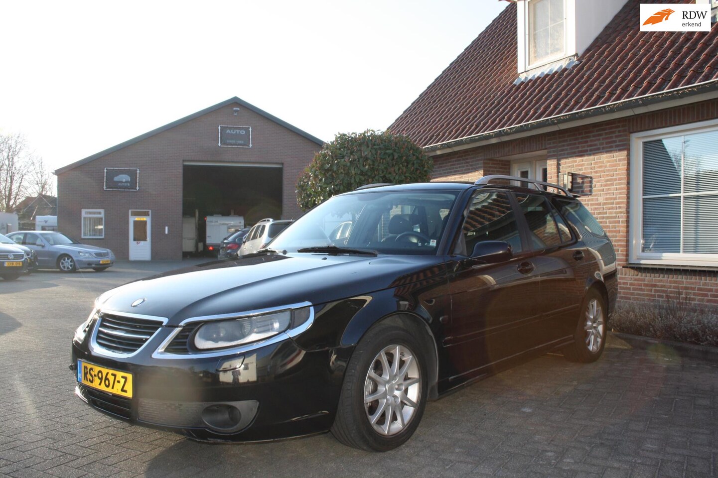 Saab 9-5 Estate - 2.3t Zwart Leder Trekhaak Airco Dakrails - AutoWereld.nl