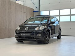 Volkswagen Up! - Black Edition 1.0 TSI BMT 90PK - PANORAMADAK - CRUISE CONTROL - BEATS SOUND - STOELVERWARM