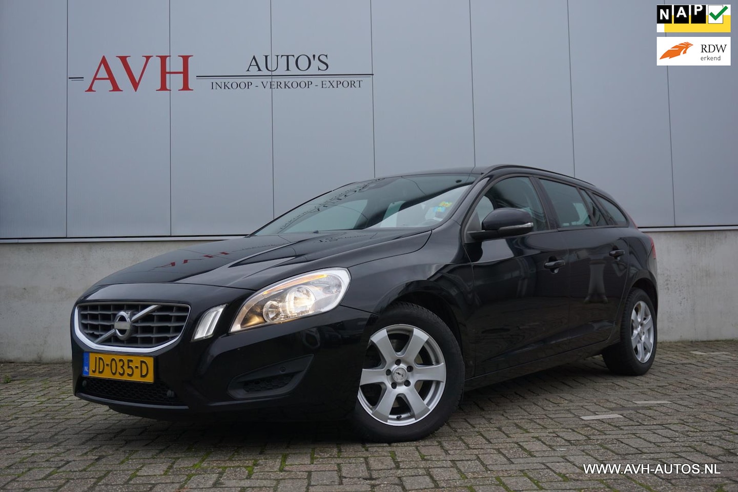 Volvo V60 - 2.0 D4 2.0 D4 - AutoWereld.nl