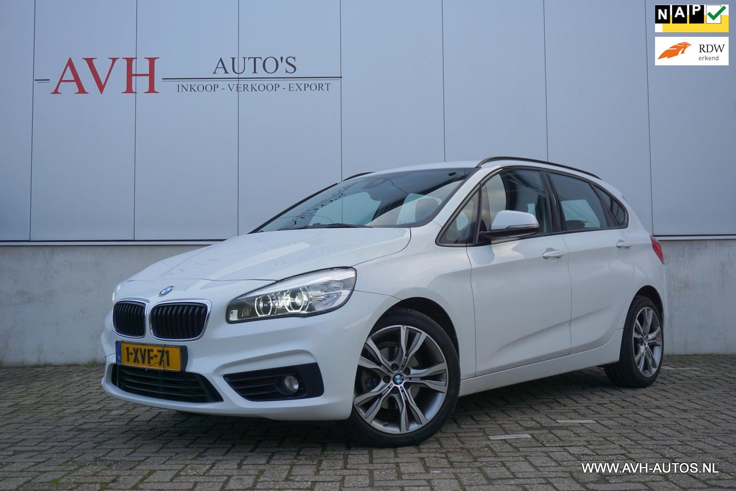 BMW 2-serie Active Tourer - 218d Executive 218d Executive - AutoWereld.nl