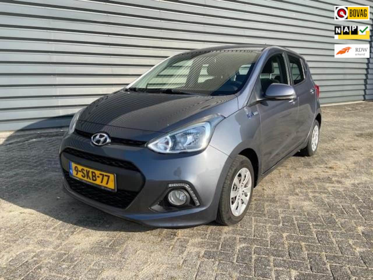 Hyundai i10 - 1.0i i-Motion Comfort Plus 1.0i i-Motion Comfort Plus - AutoWereld.nl