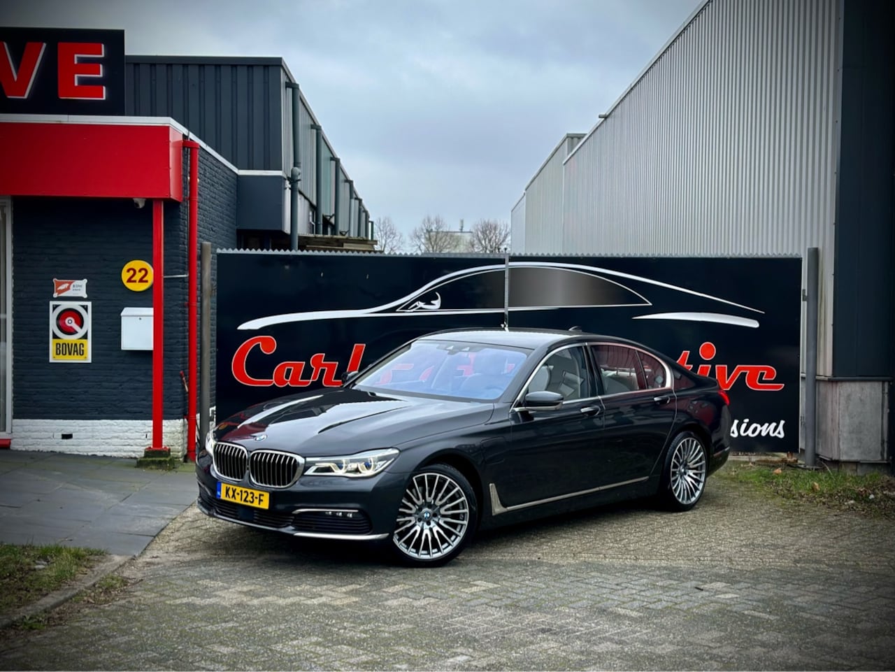 BMW 7-serie - 740e iPerformance LASER|HEADUP|360CAM|ACC|SOFTCLOSE NAP - AutoWereld.nl