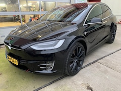 Tesla Model X - 75D Base 6p