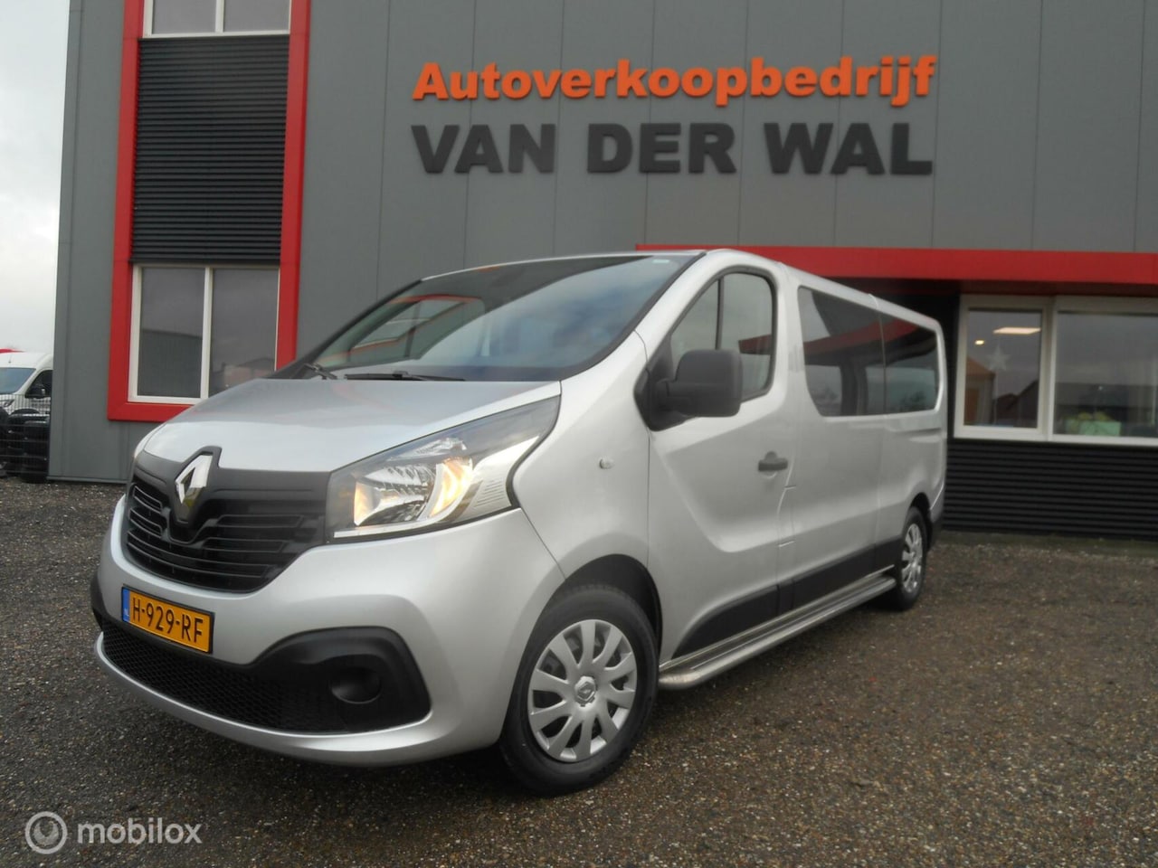 Renault Trafic Passenger - 1.6 dCi MARGE/8 PERSOONS/AIRCO/CRUISECONTROL/NAVIGATIE - AutoWereld.nl