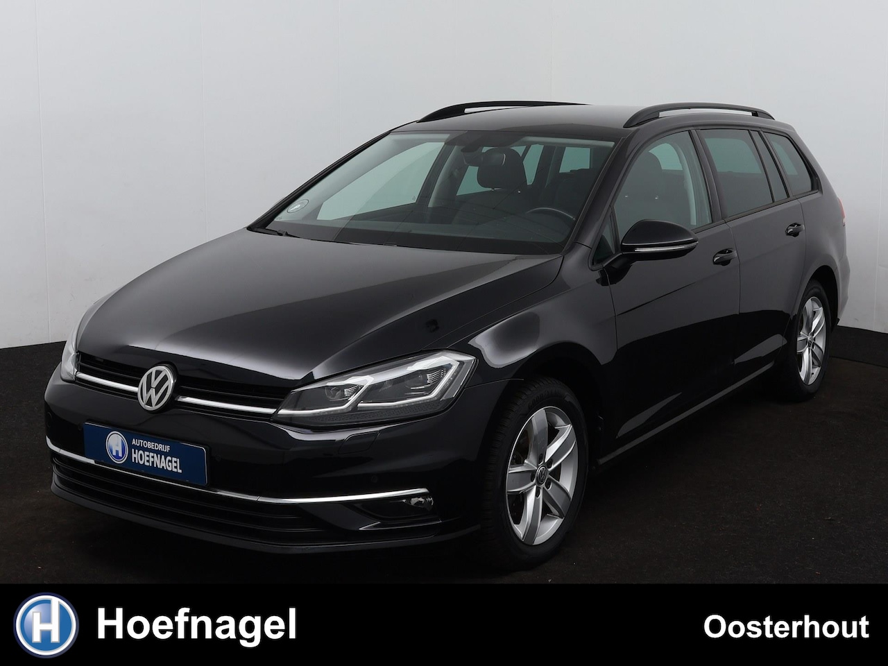 Volkswagen Golf Variant - 1.5 TSI Highline Automaat|Stoelverwarming|Adaptive Cruise Control|Parkeersensoren|Navigati - AutoWereld.nl