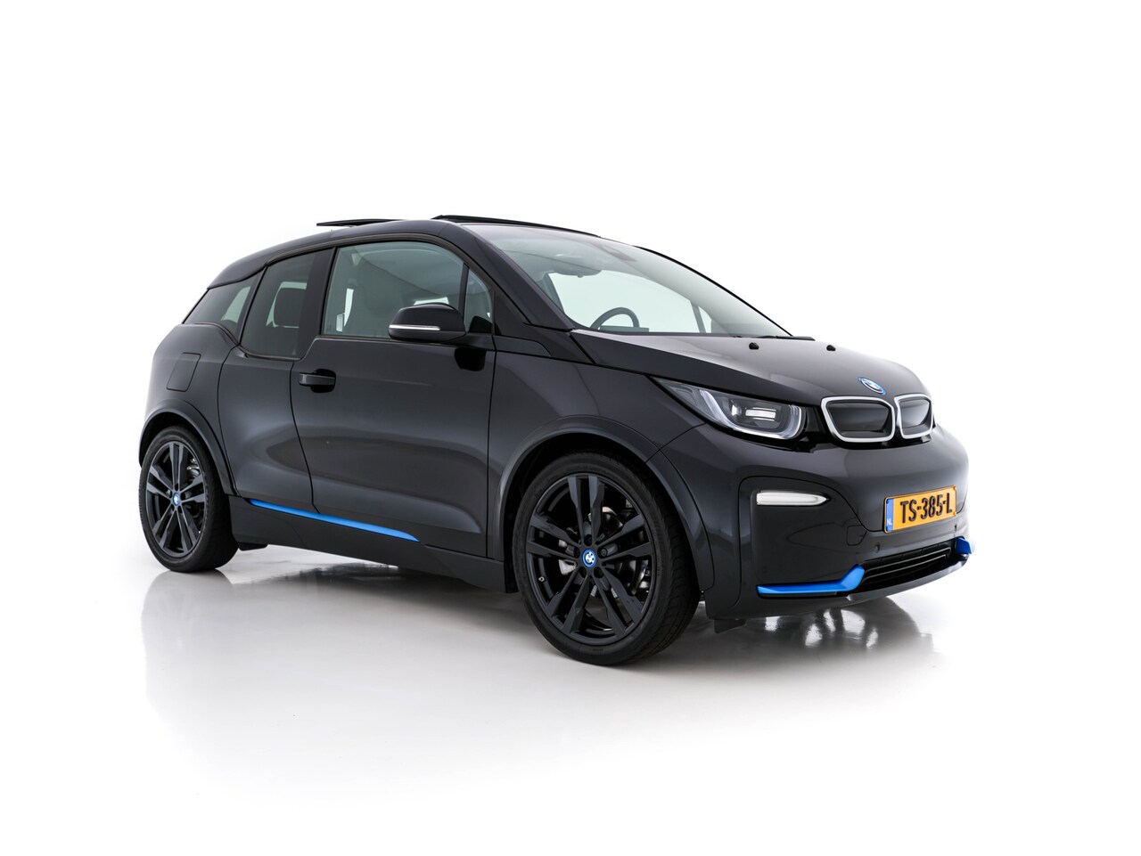 BMW i3 - S iPerformance 94Ah 33 kWh (INCL.BTW) *WARMTEPOMP | PANO | ACC | H&K | VOLLEDER | DAB | NA - AutoWereld.nl