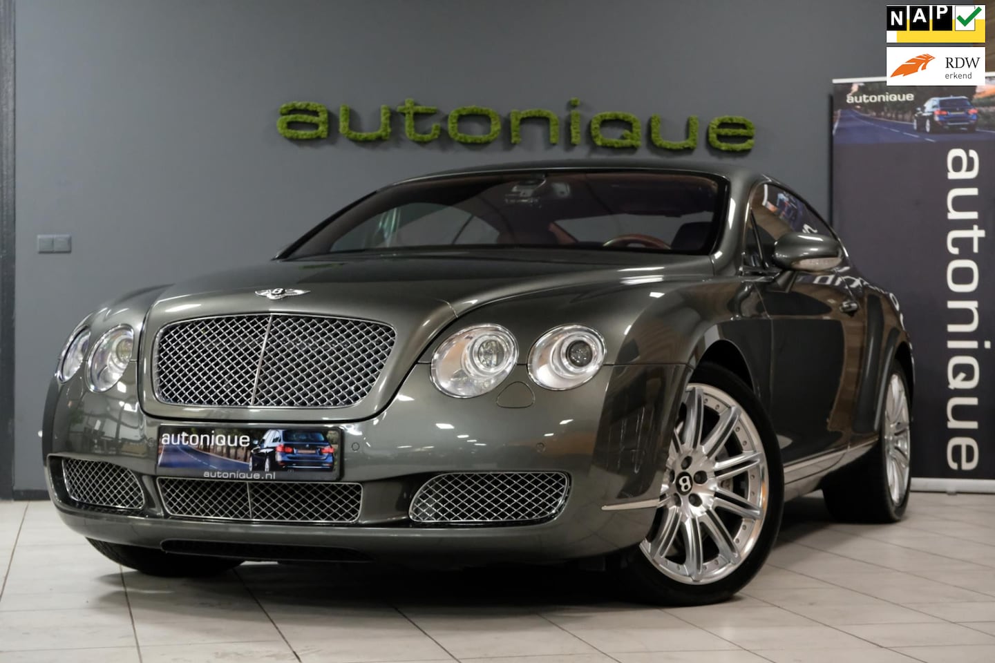 Bentley Continental GT - 6.0 W12 **115.747km** BTW Auto Schitterende Youngtimer 561pk! Facturen Aanwezig!! - AutoWereld.nl