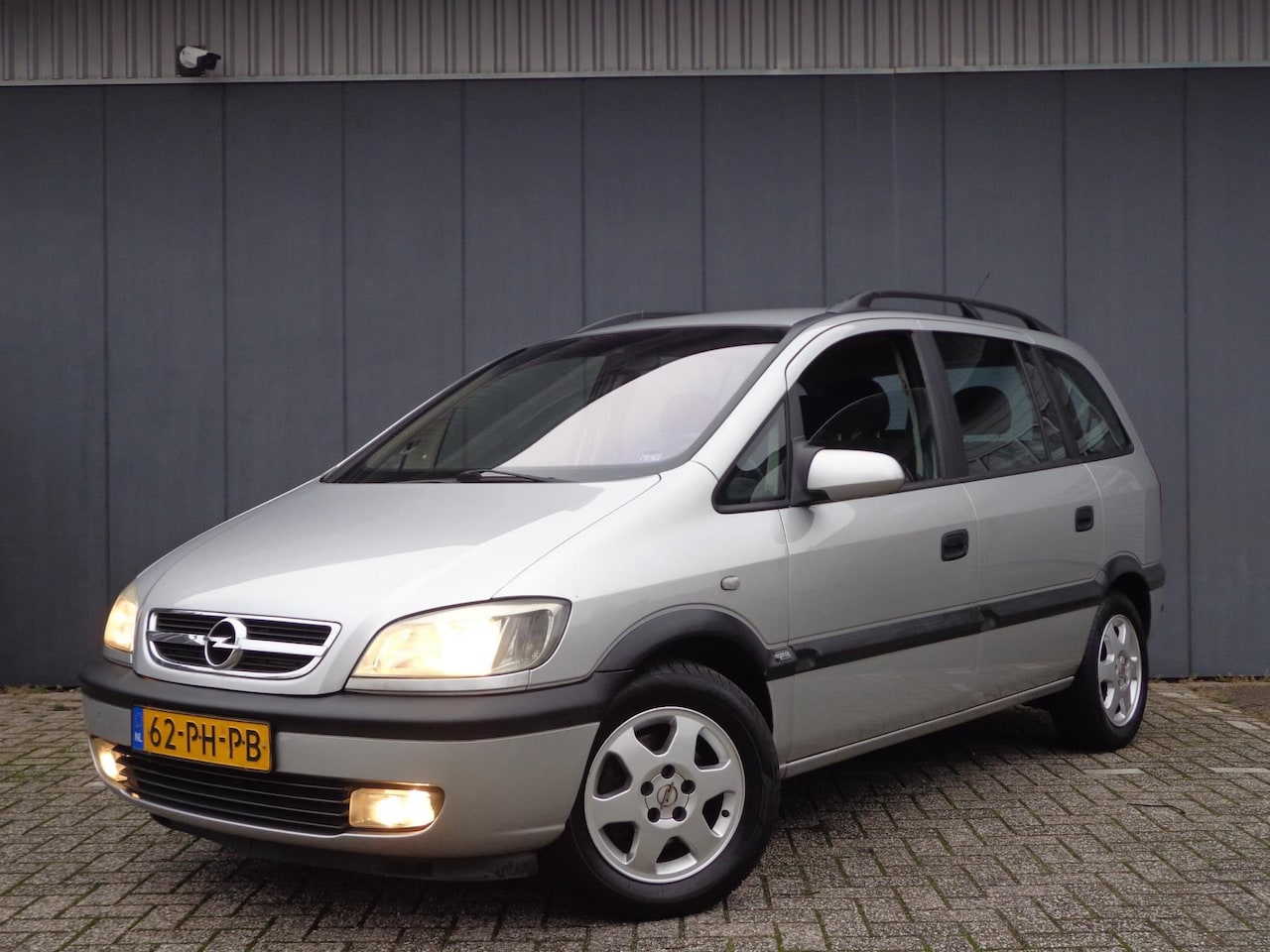 Opel Zafira - 1.8-16V Elegance 7 Persoons - AutoWereld.nl