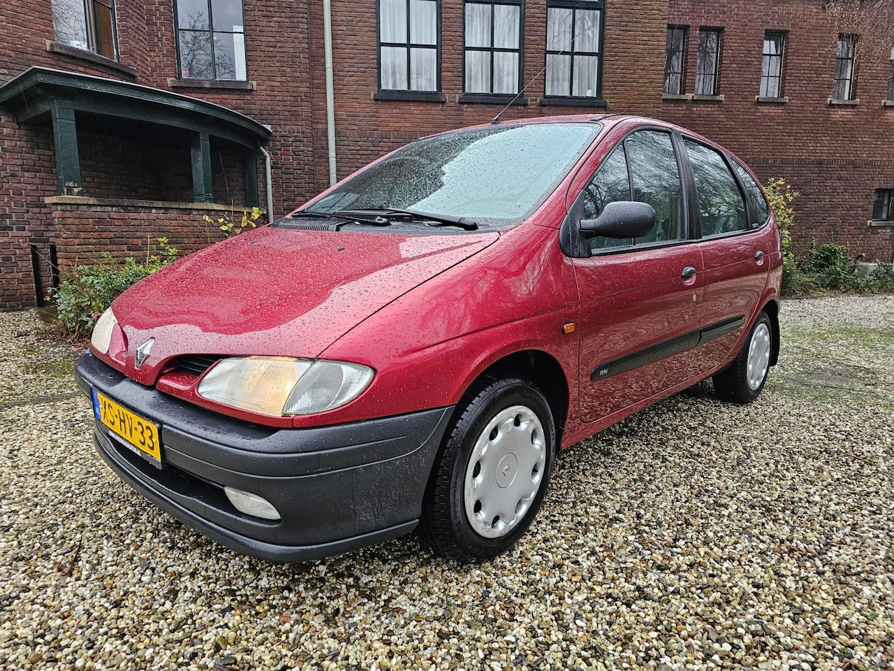 renault-megane-scenic-1-6e-rn-84-000km-apk-01-2025.jpg