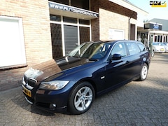 BMW 3-serie Touring - 325i Business Line Leder / Navi / Dealeronderhouden