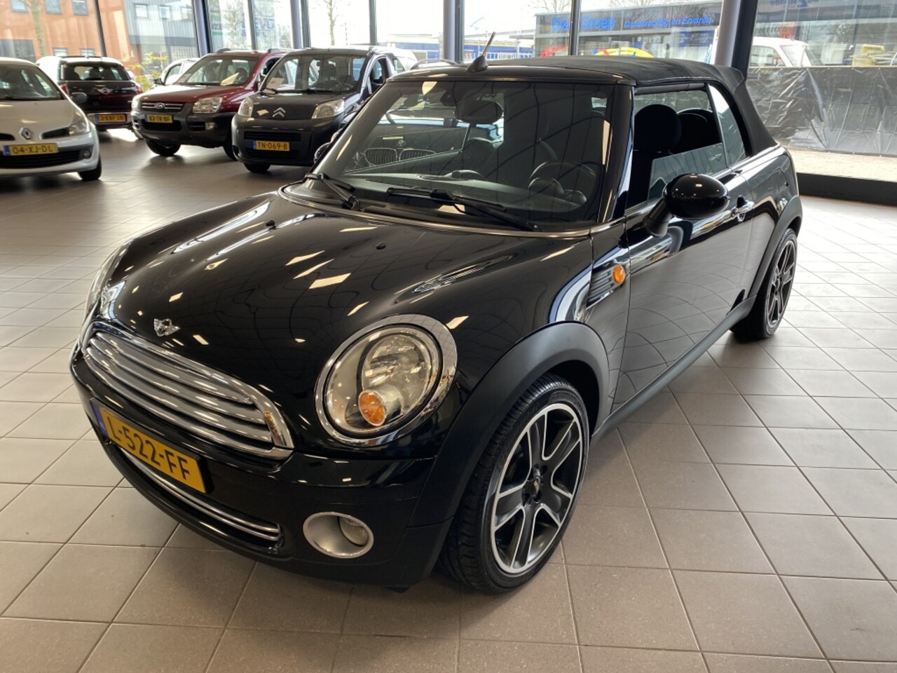 MINI Cabrio - 1.6 Cooper Cabrio NW APK BJ 2010 !!!! - AutoWereld.nl