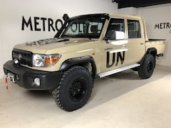 Toyota Land Cruiser - LandCruiser GRJ79 Double Cabine 4.0 Liter 4x4 M0779