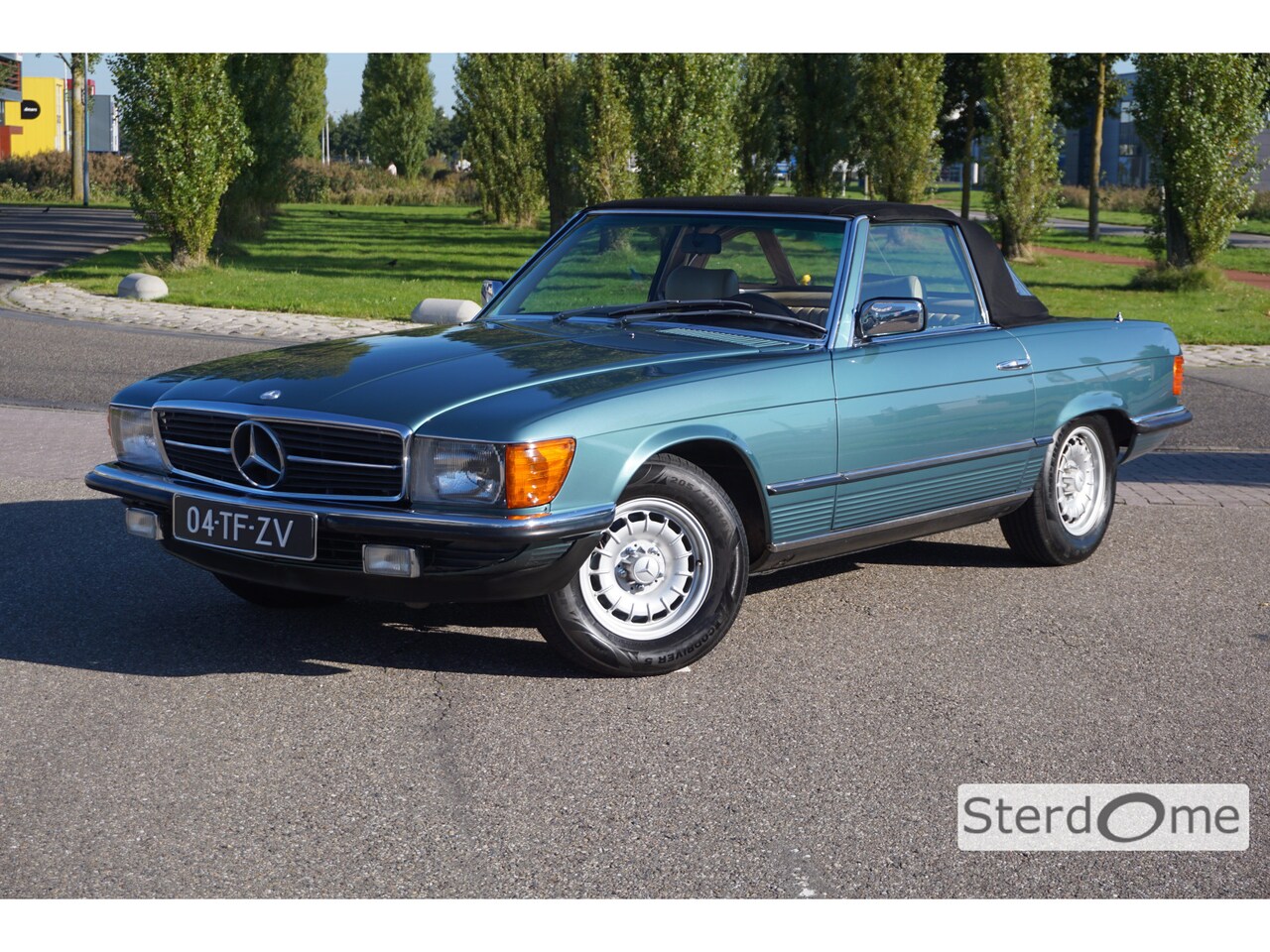 Mercedes-Benz SL-klasse - 380 SL V8 l Automaat l Beige lederen bekleding l Airco l Hardtop l 71347 km l 15 ' LM Koon - AutoWereld.nl