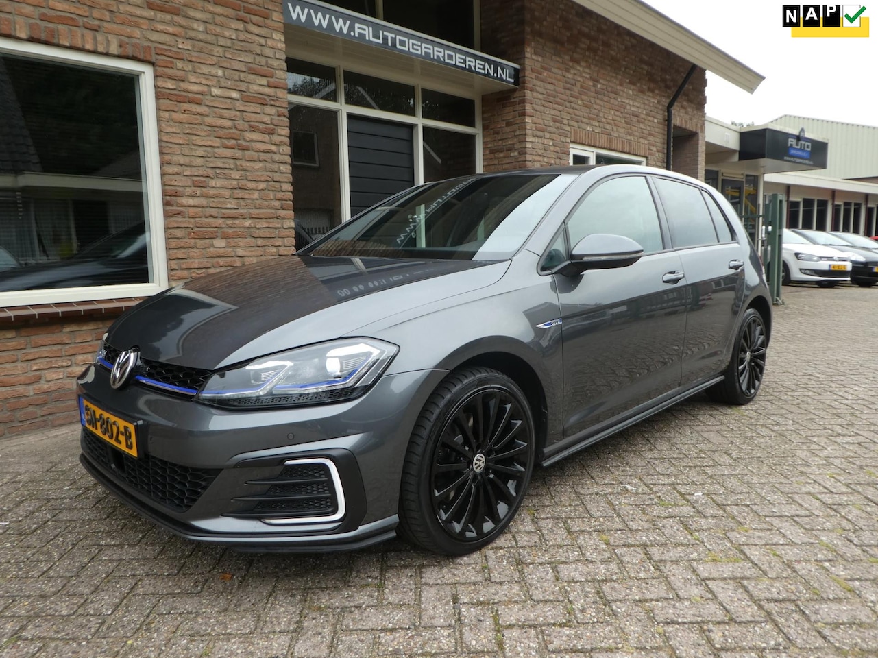 Volkswagen Golf - 1.4 TSI PHEV GTE 1.4 TSI PHEV GTE - AutoWereld.nl