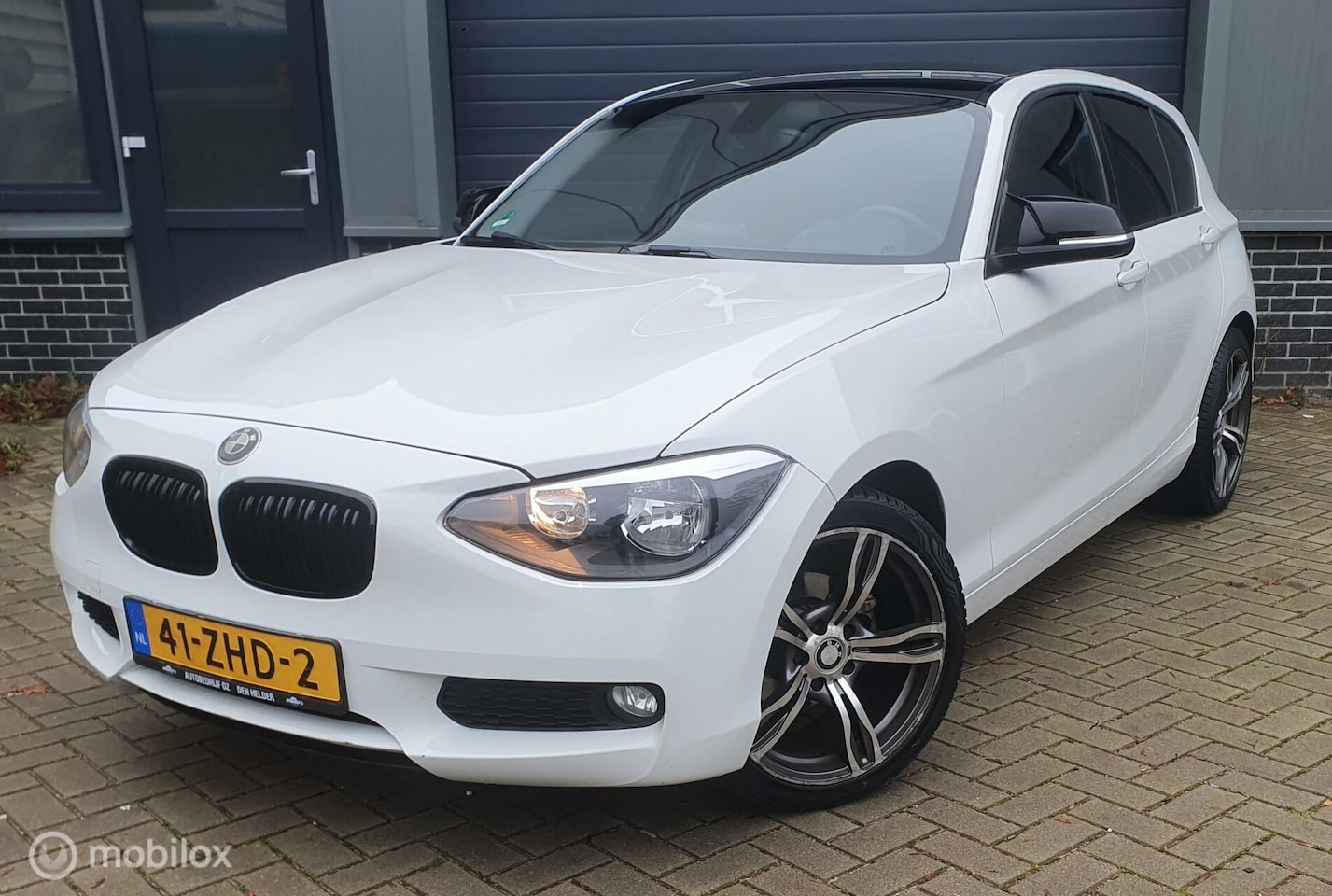 BMW 1-serie - 116i/ SPORT PAKKET/ O.HISTORIE/ SPORTVELGEN - AutoWereld.nl