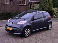 Peugeot 107 - 1.0-12V XS Urban Move 2008 stuurbekrachtiging zuinig centrale vergrendeling lichtmetalen v