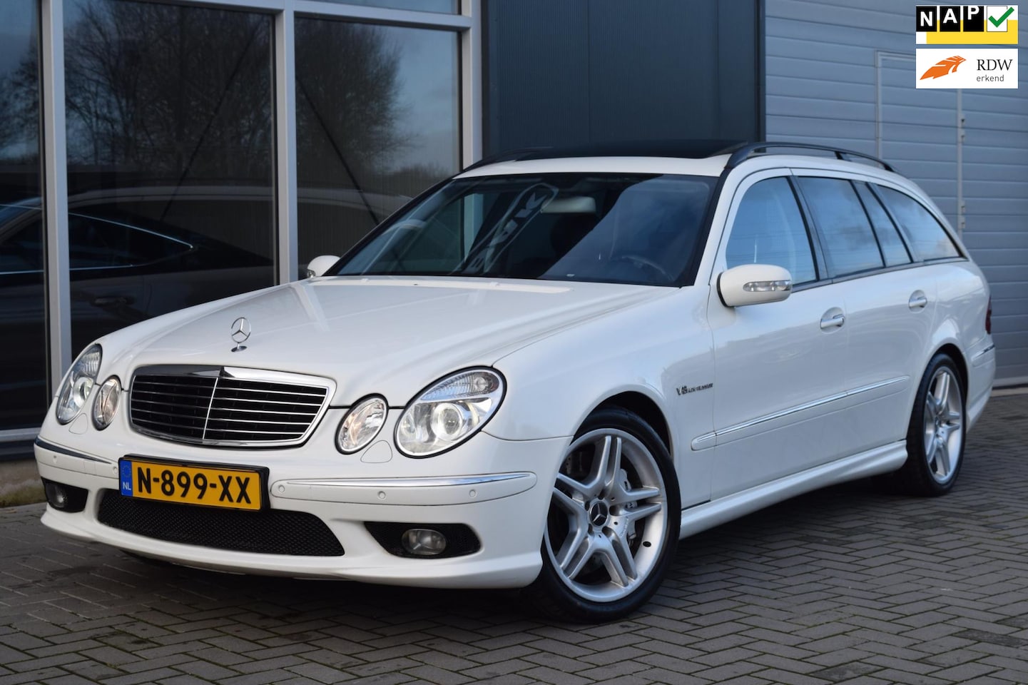 Mercedes-Benz E-klasse Combi - 55 AMG | Vol Optie ! | 476 PK | APK 12-2024 ! - AutoWereld.nl