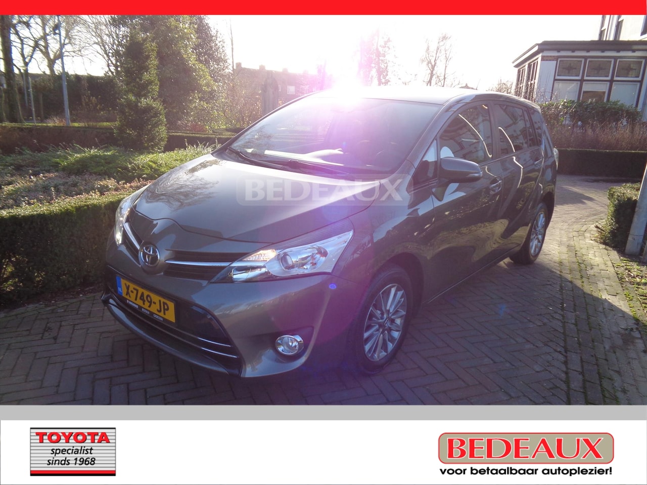 Toyota Verso - 1.8 VVT-i 147pk Aspiration bij Toyota specialist met 12 maanden Bovag garantie ! - AutoWereld.nl