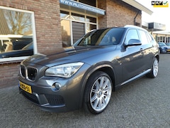 BMW X1 - SDrive20i High Executive Automaat / M Pakket / Leder / Panoramadak