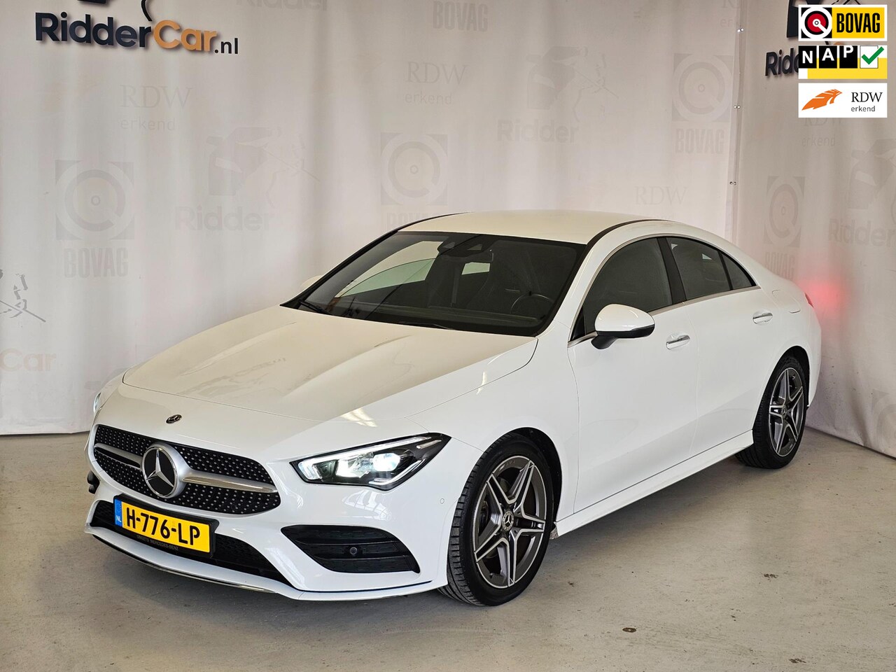 Mercedes-Benz CLA-Klasse - 180 AMG|1E EIG|NAP|AUTOMAAT|SFEERVERLICHTING|PARK CAM|NAVI|VELGEN - AutoWereld.nl